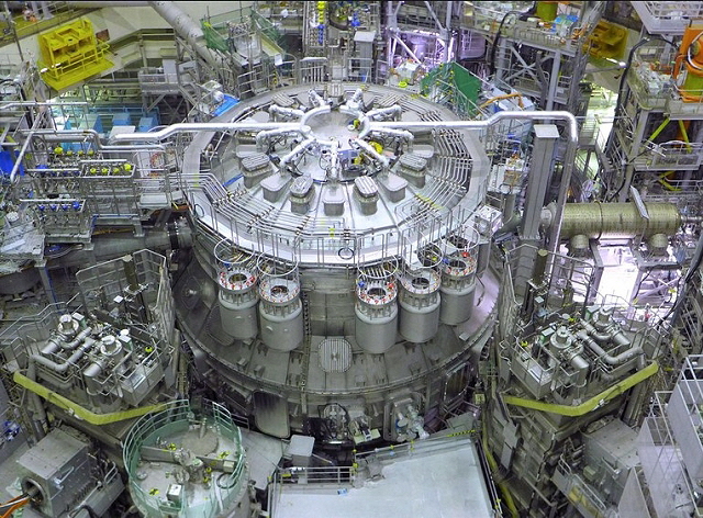 Reactor de fusión nuclear JT-60SA, fuente: captura de pantalla