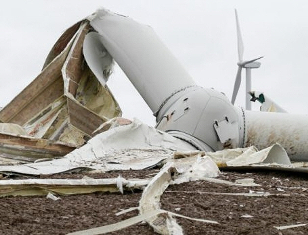 Rotor simply torn off, Source: Screenshot